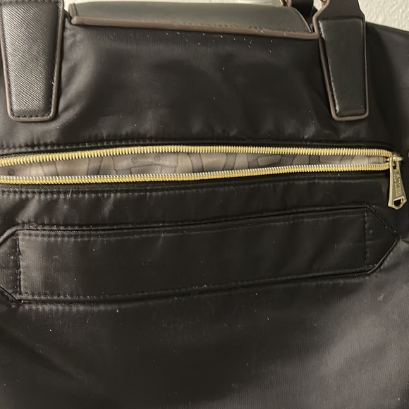 Aimee Kestenburg Laptop Bag, multiple sections - Picture 5 of 6